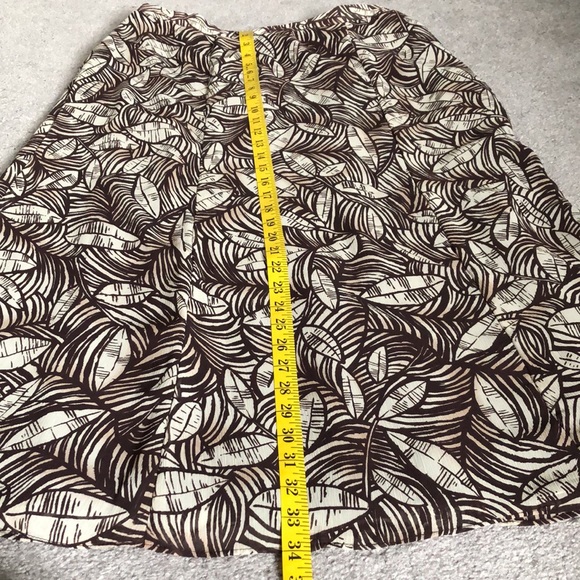 Linea Domani Two-Piece Brown and White Top and Skirt - Picture 11 of 12